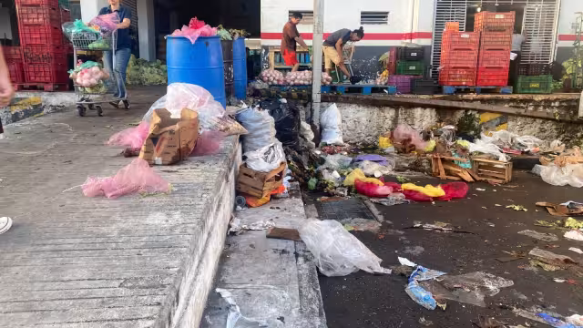 El Vicepresidente de la Confederación de Central de Abastos presenció los graves problemas en Mérida