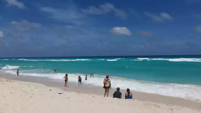 Se espera una temperatura máxima de 30 °C en Cancún