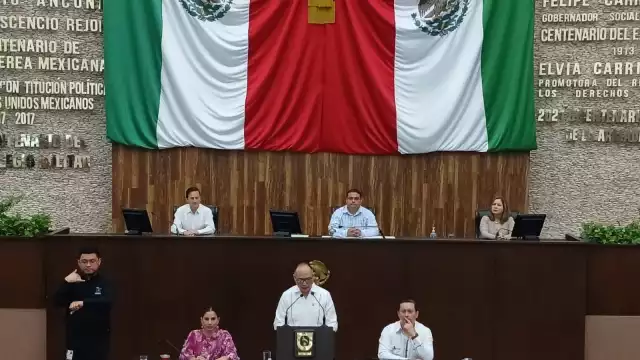 La Codhey presentó su informe anual de actividades del 2023 ante el Congreso de Yucatán