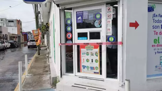 Los ladrones entraron como clientes normales y se dieron a la fuga después del robo