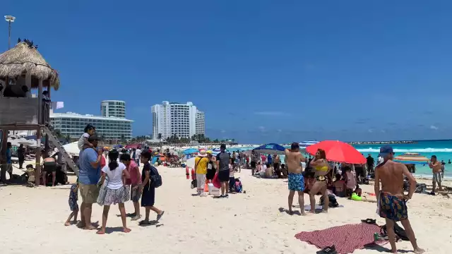 Cancún es uno de los destinos turísticos elegidos por los visitantes nacionales y extranjeros para pasar las vacaciones de Semana Santa