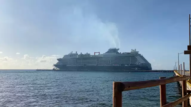 El crucero perteneciente a la naviera Celebrity Cruises nuevamente arribó al Puerto Costa Maya en Mahahual