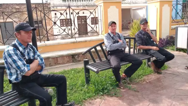 Pedro Piter Winters explicó que un miembro de su colonia, de aproximadamente 40 años, se contagió