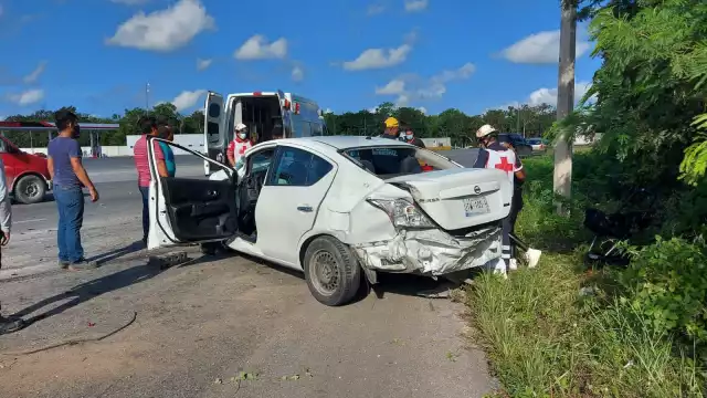 También arribó personal de la Guardia Nacional división de Caminos, quienes se hicieron cargo de los trámites