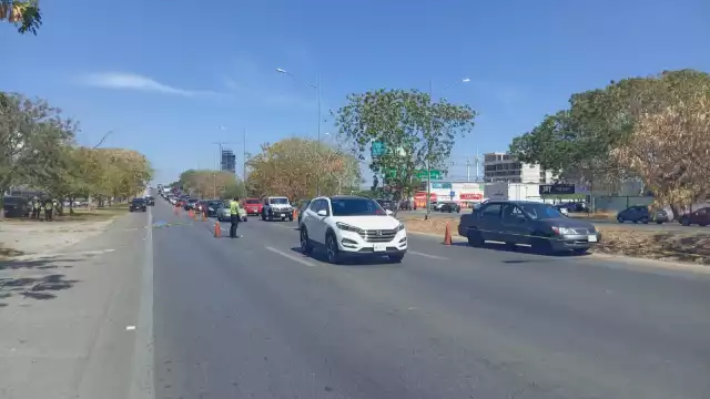 La conductora no pudo frenar, provocando que atropellara al hombre en el Periférico de Mérida