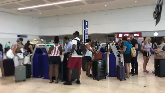 Varios pasajeros de Estados Unidos quisieron volar de regreso a su país por el Día de la Independencia