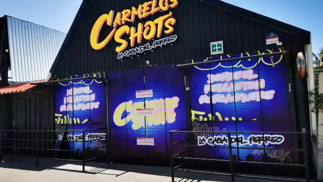 Riña en “Carmelos Shots” desata cierre precautorio del establecimiento