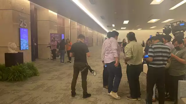 El evento al que asistió Marcelo Ebrard se realizó en el salón 25 del Centro Internacional de Convenciones