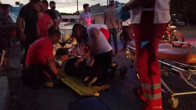 Conductor en estado de ebriedad genera carambola con cinco heridos en Quintana Roo