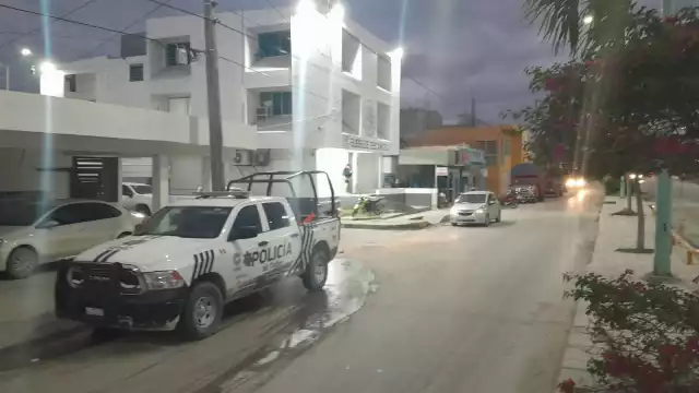 El hombre portaba un arma de fuego, por lo que fue remitido por las autoridades