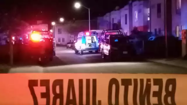 Familiares del hombre lesionado, lo resguardaron en su vivienda donde fue atendido por paramédicos