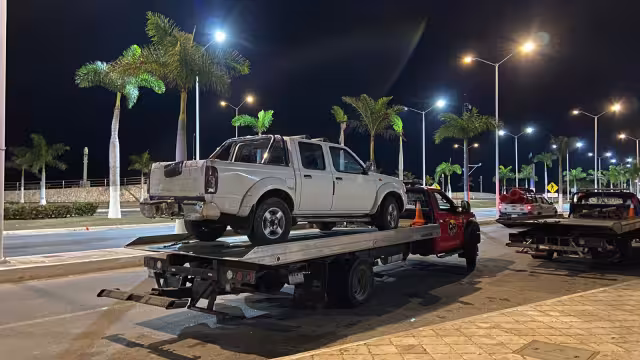 En colonias populares montaron filtros persuasivos para la búsqueda de unidades con reporte de robo