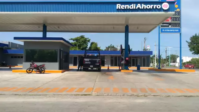 Ante el temor de ser lesionados los empleados accedieron a las peticiones