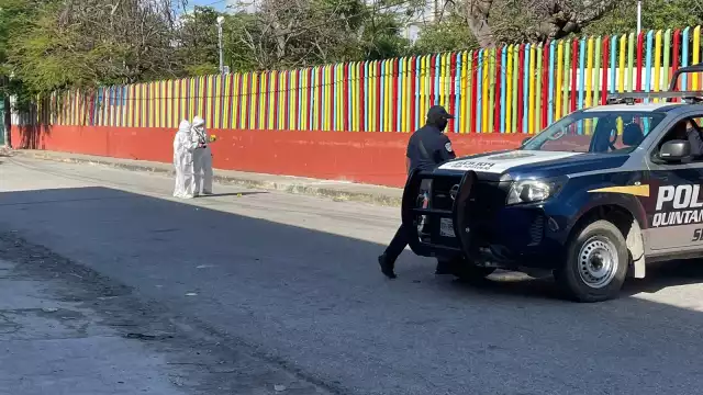 Con heridas de arma blanca, un hombre fue hallado sin vida en la Supermanzana 63 de Cancún