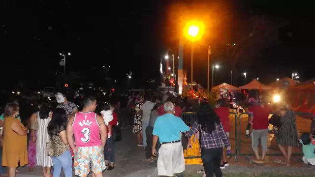 Más de dos mil chetumaleños acudieron a la fiesta del Día de Muertos organizado por el municipio