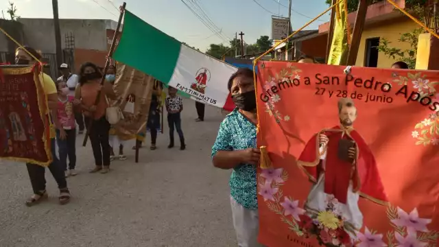 Gremio fe y esperanza celebra 27 años  de su fundación