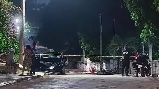 Motociclista fallece tras ignorar señal de alto; impactante escena conmociona a vecinos