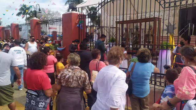 Visitantes procedentes del interior de Yucatán y de otros estados de México acudieron a las festividades de los tres Reyes en Tizimín