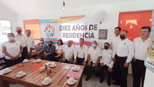 Durante la conferencia de prensa se realizó la toma de protesta de los integrantes del Comité
