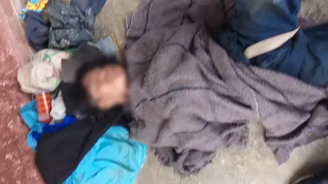 El indigente fue llevado al Hospital General de Chetumal dónde fue estabilizado y permanece bajo observación médica