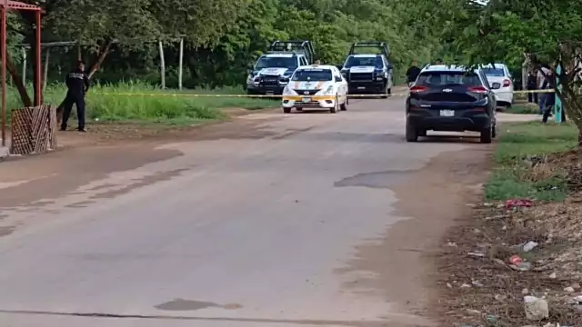 Elementos de la FGE Quintana Roo realizan las pesquisas que de pistas sobre la privación de la libertad