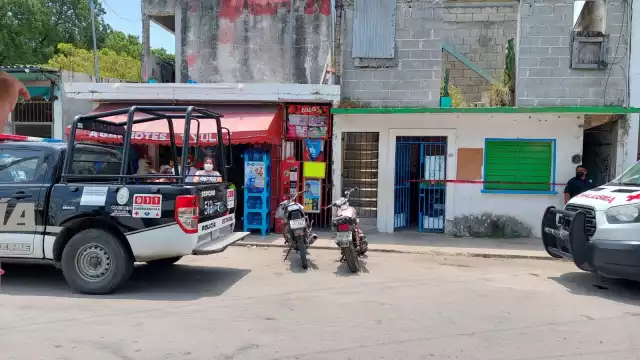 El área quedó completamente acordonada por agentes de la Policía Municipal para evitar que curiosos ingresaran