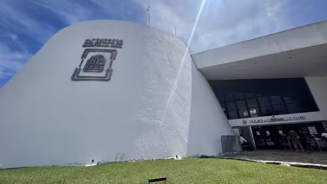 Las afectadas aseguran que los supuestos agresores trabajan en cargos importantes del Órgano de Control Interno del recinto Legislativo. 
