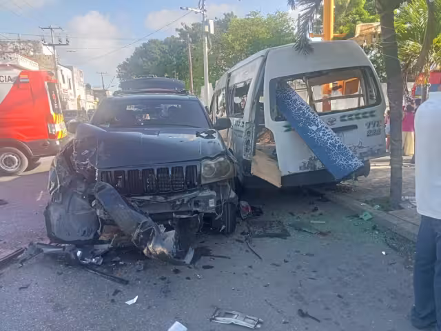 l supuesto responsable es el conductor de la “combi”.