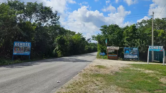 Empresas en terreno comunal enfrentan medidas municipales; piden reconsiderar multas por carecer de infraestructura básica
