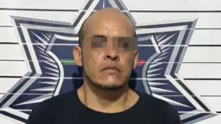 Detienen a motociclista en Cancún con vehículo robado y placas alteradas