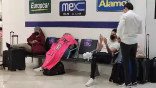 Pasajeros tuvieron que esperar más del tiempo para poder abordar el vuelo 823 de la ruta Mérida-CDMX