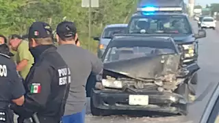 Al lugar llegaron elementos policiales, así como paramédicos para brindar los primeros auxilios