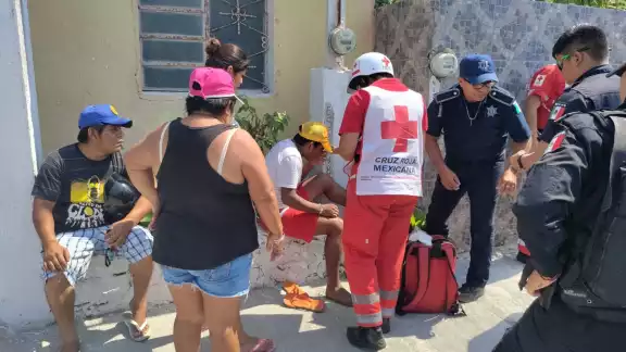 El accidentado recibió apoyo de paramédicos El accidentado recibió apoyo de paramédicos
