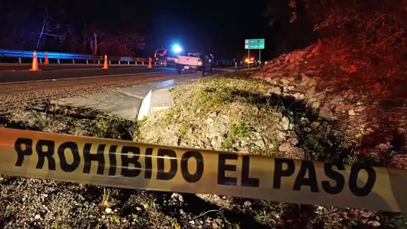 El cuerpo de una personas se encontró 300 metros dentro del libramento Carrillo Puerto-Chetumal
