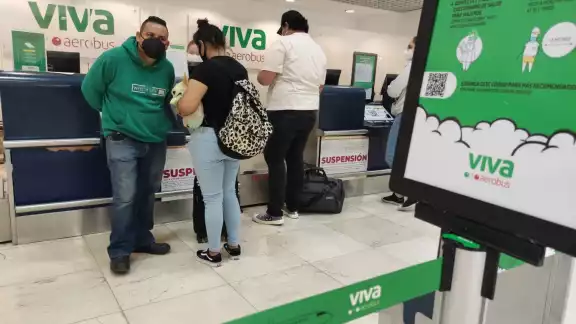 El vuelo se retrasó por bastante tiempo