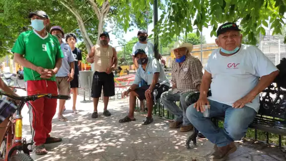 Este sábado los pobladores saldrán a la calle y recolectarán firmas que serán llevadas al presidente Andrés Manuel López Obrador Este sábado los pobladores saldrán a la calle y recolectarán firmas que serán llevadas al presidente Andrés Manuel López Obrador