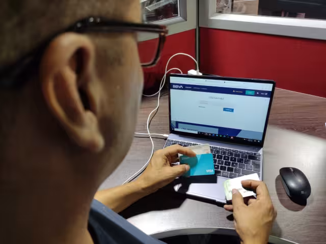 Su jefe le avisó a Ruby que había recibido sus fotos íntimas, por lo que denunció a la FGE