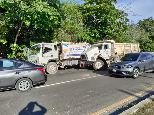 En el accidente se vio involucrado un camión de limpieza de Progreso