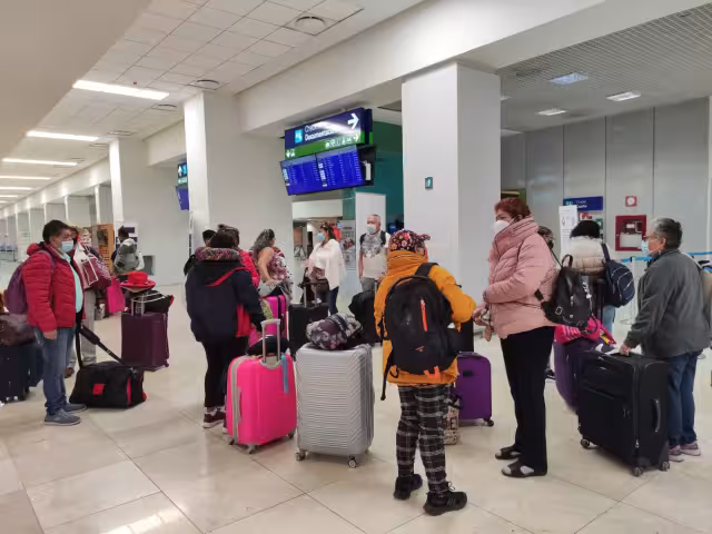 Este jueves los vuelos de Monterrey y Guadalajara llegaron adelantados