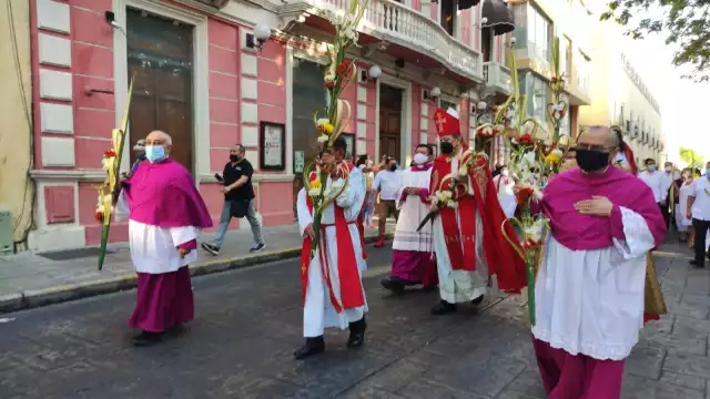Domingo de Ramos: Feligreses de Mérida celebran el inicio de la Semana Santa
