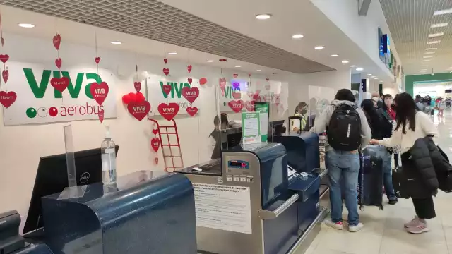 Viva Aerobus retrasó el 1100 de Viva Aerobus que cubre la ruta Ciudad de México-Mérida