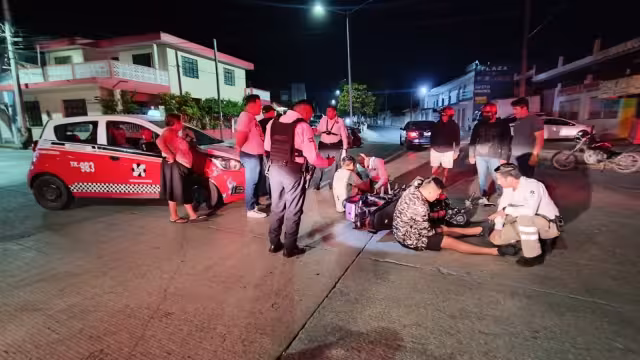 Testigos impidieron que el taxista huyera y solicitaron la asistencia médica