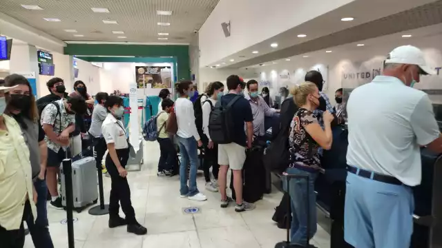 El vuelo Mérida-Flores fue cancelado por cuarta ocasión