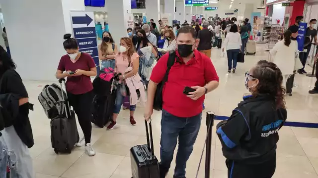 Hasta el momento, no se ha reportado algún retraso o cancelación de vuelo, a pesar del clima