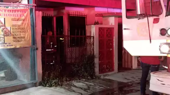 Bomberos detallan que el incendio fue provocado Bomberos detallan que el incendio fue provocado