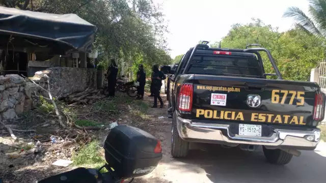 El sujeto fue detenido y se le aseguraron varias armas de fuego de fabricación casera