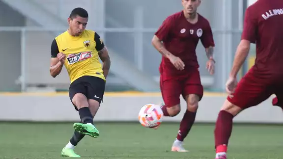 Orbelín Pineda fue quien anotó dos goles en el partido