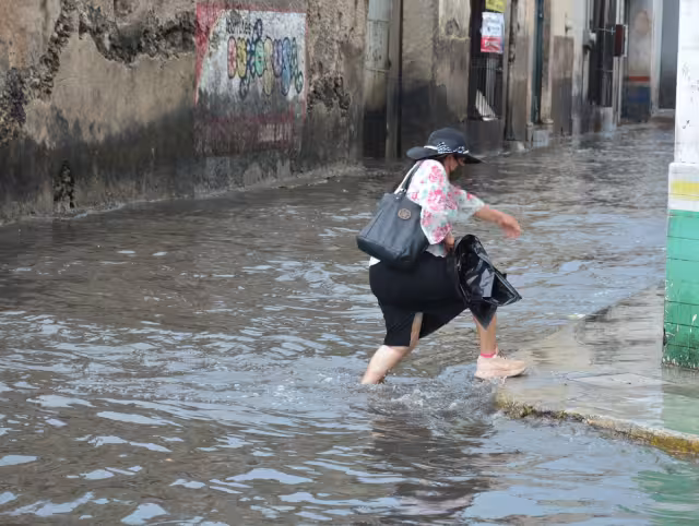 Para este martes se espera cielo nublado por la tarde con lluvias puntuales fuertes