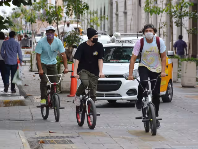 La población menor de edad de Yucatán es de 708 mil 848 personas.