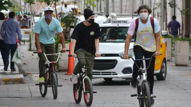 La población menor de edad de Yucatán es de 708 mil 848 personas.